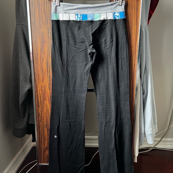Lululemon Yoga Pants - Picture 2 of 6